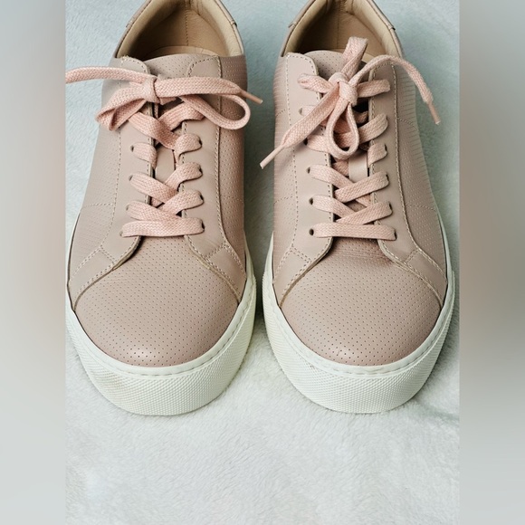 Greats Brooklyn Perforated Blush Leather Sneaker Size 10 - Picture 3 of 10